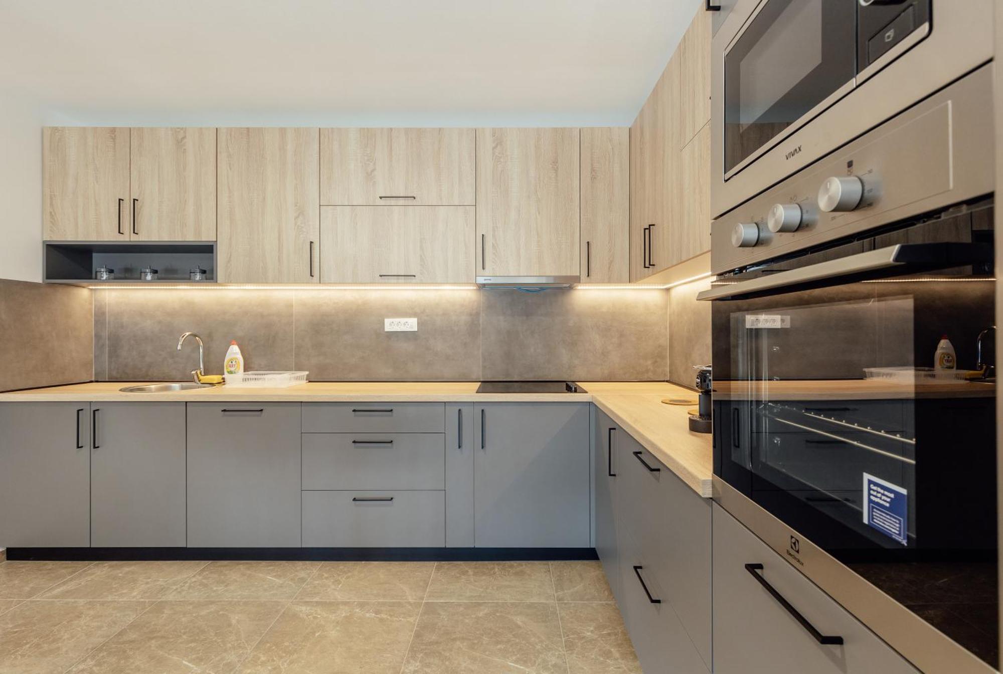 Magnolija Apartmani Igalo Extérieur photo