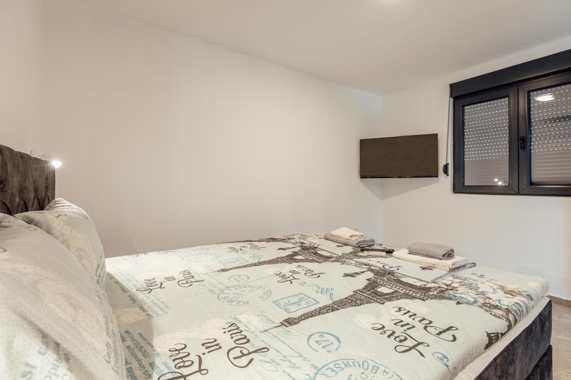Magnolija Apartmani Igalo Extérieur photo