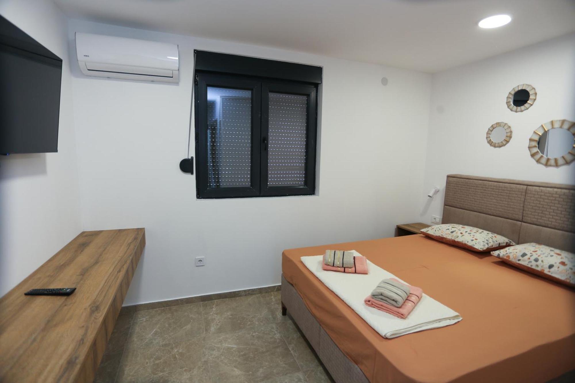 Magnolija Apartmani Igalo Extérieur photo