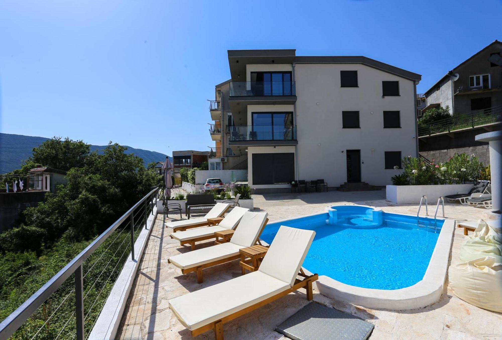 Magnolija Apartmani Igalo Extérieur photo